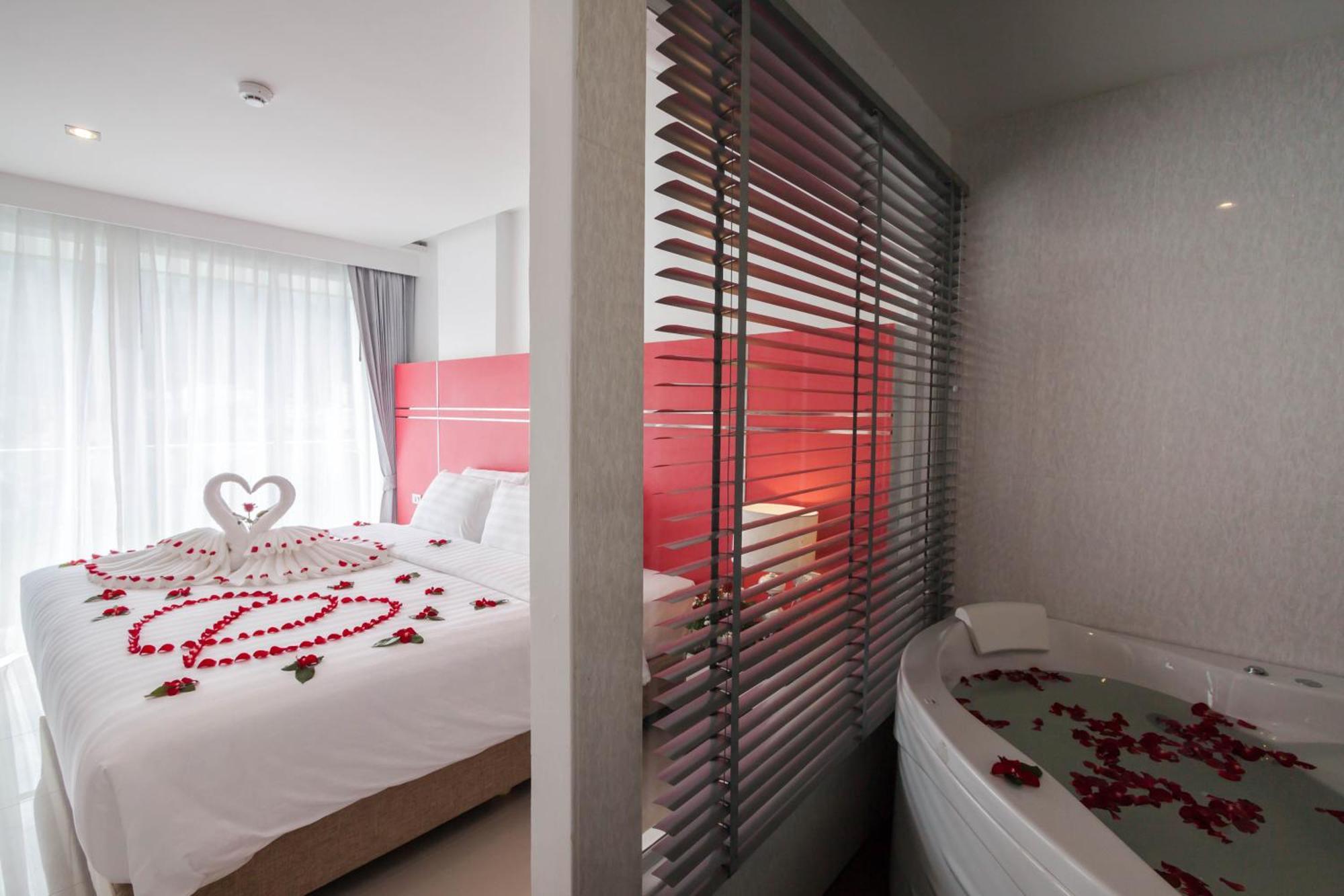 Patong Diamond Hotel Extérieur photo